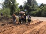 นำคณะกรรมการออกตรวจงานถนนลาดยางสายซอยจ่าสนอง ม.3